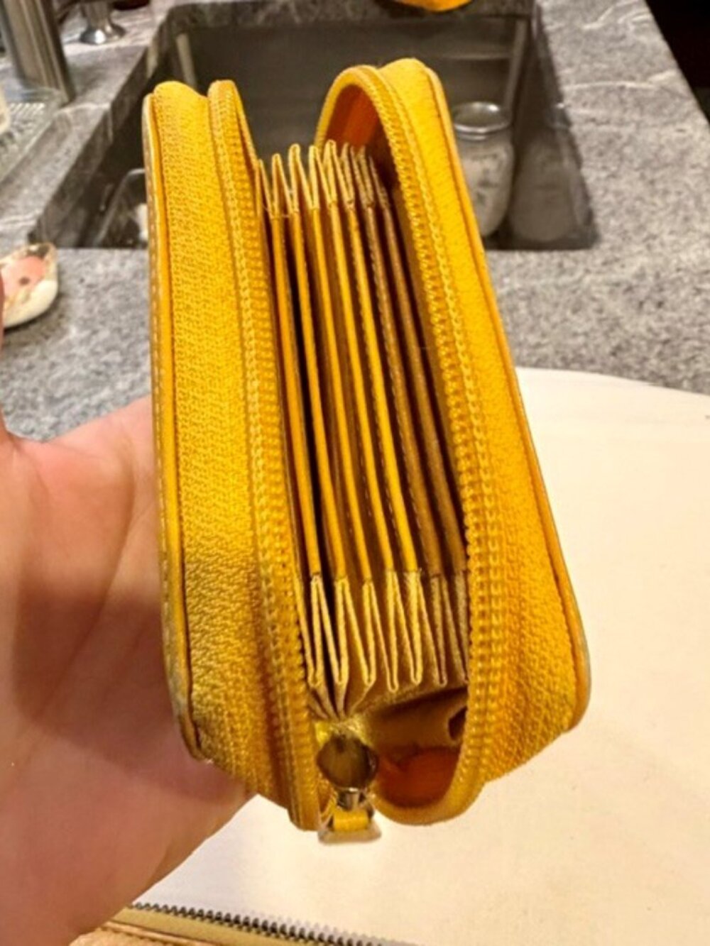 Cole Haan Village Classics pebbled leather tote satchel handbag in a mustard ye - Picture 9 of 9